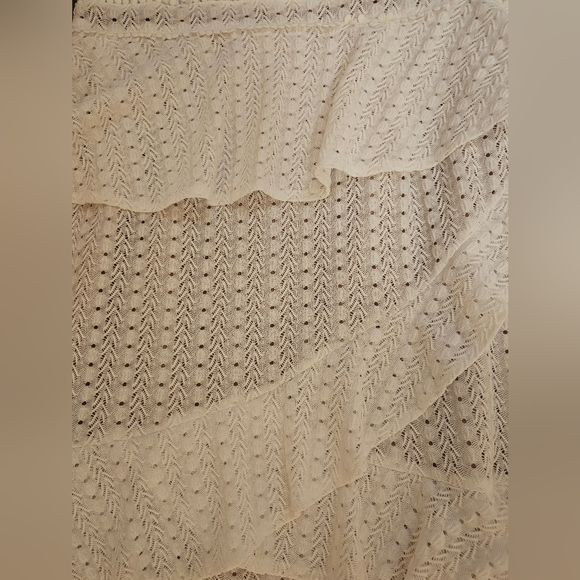 White One Shoulder Dress! Size Large. - Picture 4 of 7